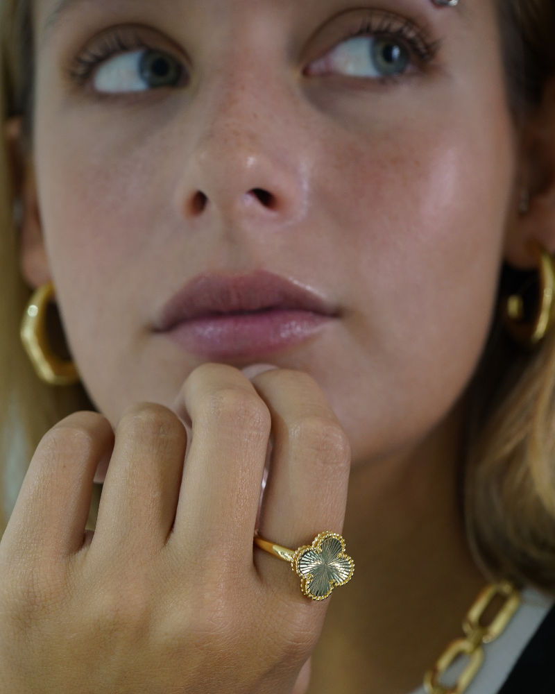 Anillo Trebol