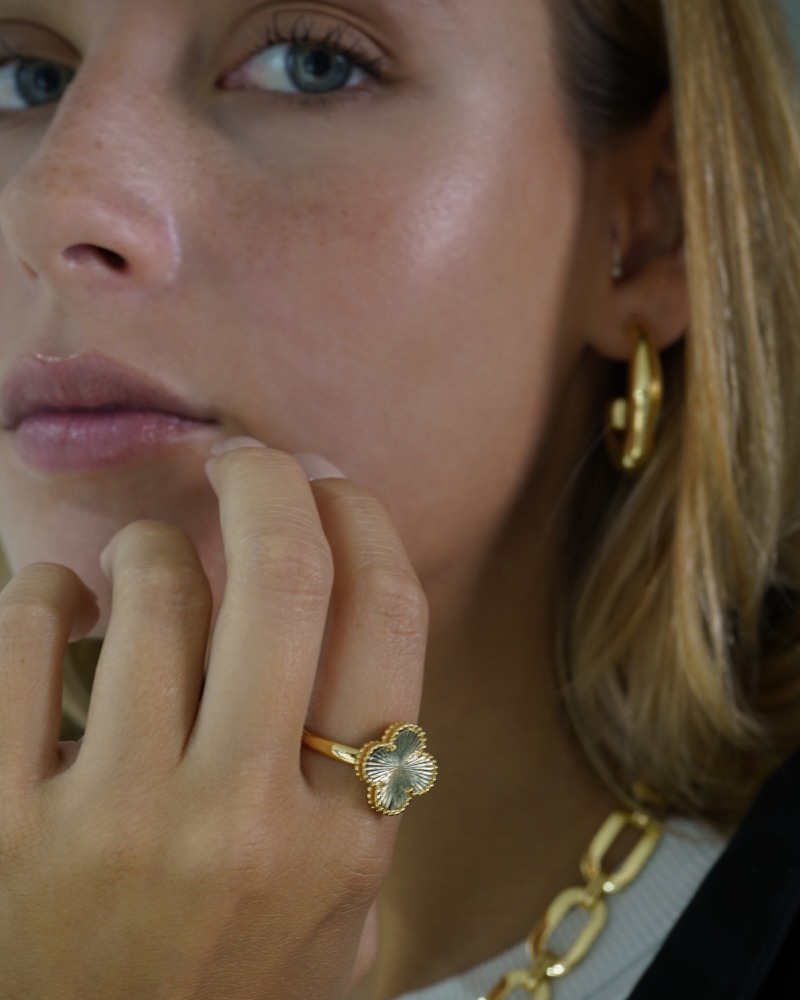 Anillo Trebol