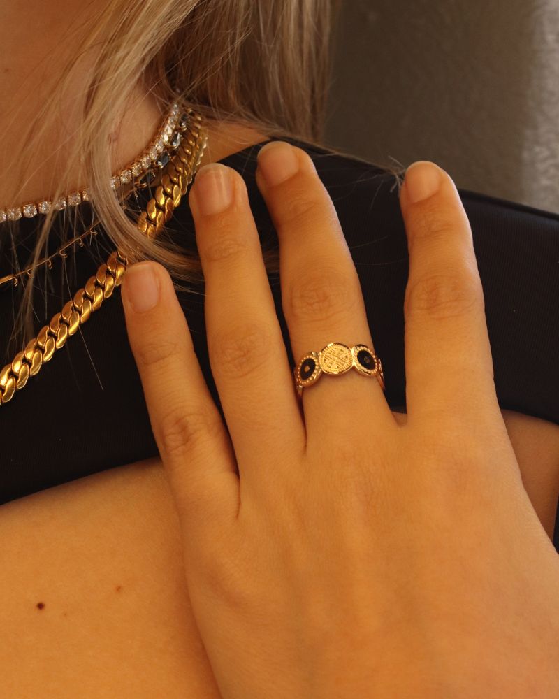 Anillo Black and Gold